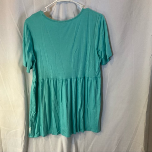 Heimish Women’s Short Sleeve V-Neck Damask Bohemian Top Size Small Mint NWTO - Picture 8 of 11